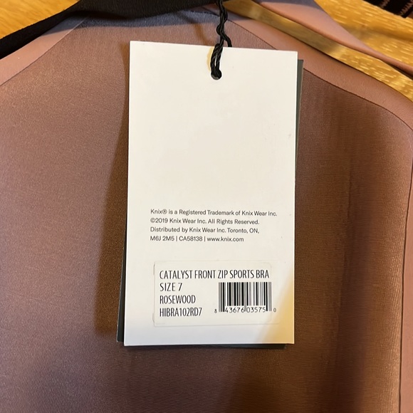 Knix Catalyst Front-Zip Sports Bra - Picture 4 of 5